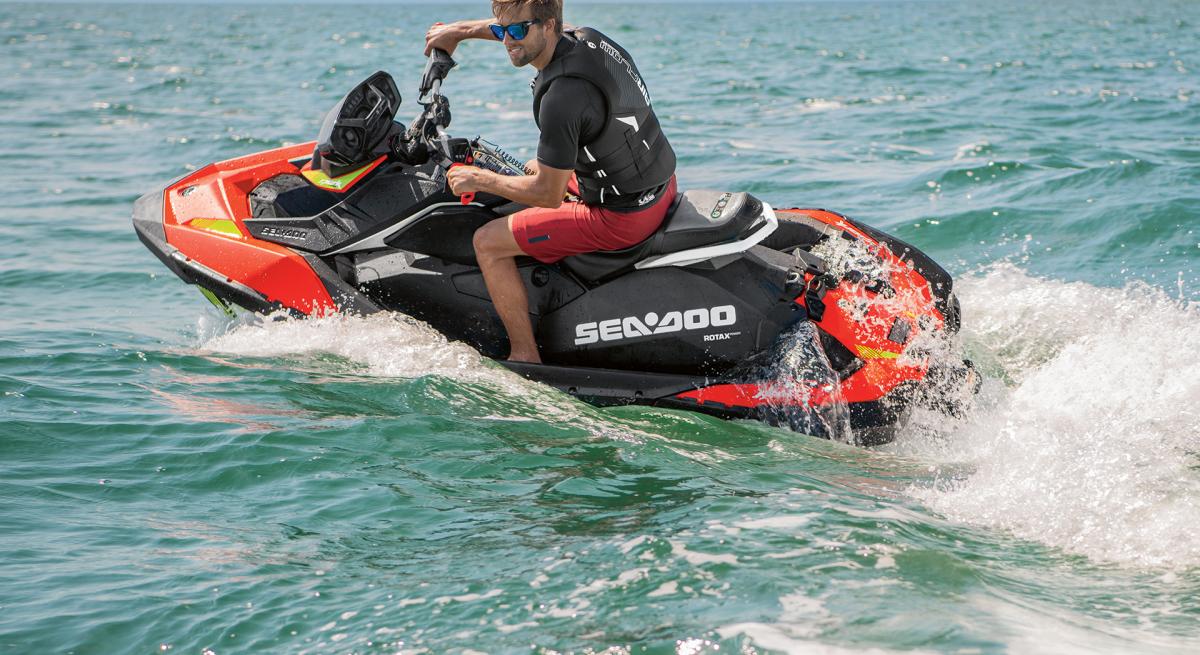 SEA-DOO | Corporate Newspaper Design